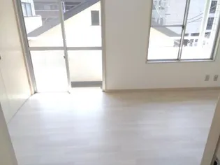 コンチネンタルハイツ御殿山【3階】の外観