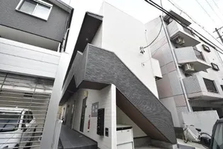 カーサ9名駅【1階】の外観