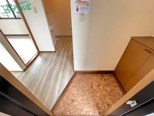 グレースハイム【2階】の玄関