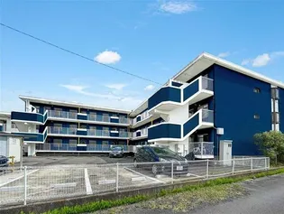 神奈川県小田原市栢山【マンション】の外観