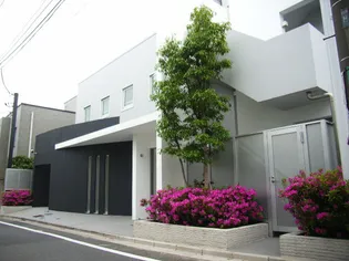 東京都世田谷区松原6【マンション】の外観