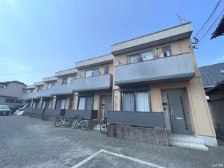 ヴィーブルコートB棟の画像