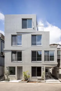 エスセナーリオ目黒花房山【3階】の外観