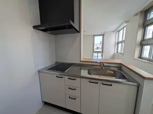 ブランロゼ二日町【3階】のキッチン