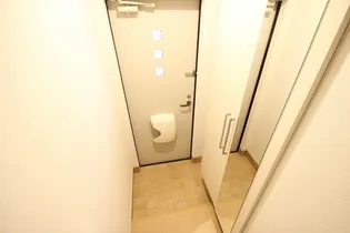 カトレヤ【2階】の玄関