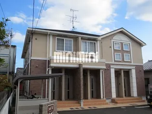 シュティル ティットの画像