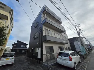 くいーんはいむやわた【1階】の外観