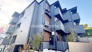 D PAINA HINOの画像