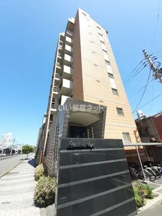 コリドール ベイ【1階】の外観