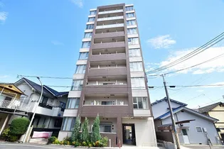 キアーズIII【4階】の外観