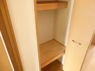 エレガンス宮内【2階】の内装