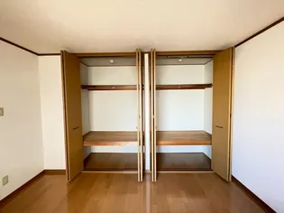 エレガンス宮内【2階】の内装