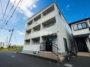 ホワイトガーデン【1階】の外観