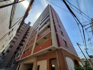 クローバー・グランデ長居公園【6階】の外観