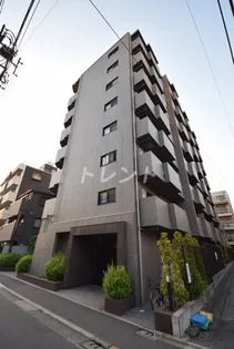 ルーブル飯田橋【2階】の外観