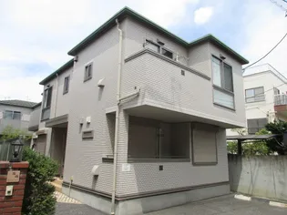 ファミーユ【1階】の外観