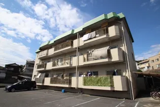 コーポ春貝地【3階】の外観