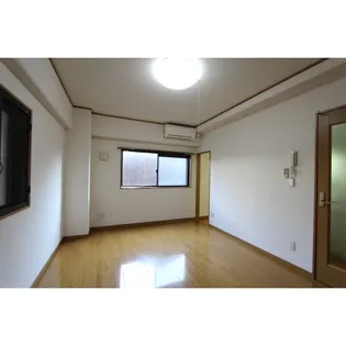 三記マンション紺屋町【2階】の内装