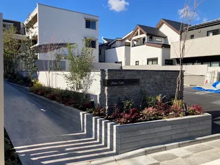 大阪府吹田市豊津町【マンション】の外観