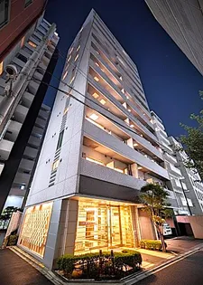 東京都新宿区市谷本村町【マンション】の外観