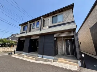 群馬県高崎市下小鳥町【アパート】の外観