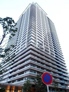 東京都江東区豊洲6【マンション】の外観