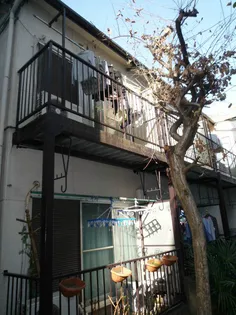 東京都中野区新井1【アパート】の外観