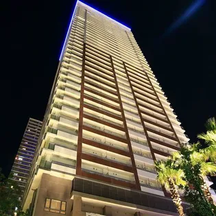 ロイヤルパークスタワー南千住【13階】の外観