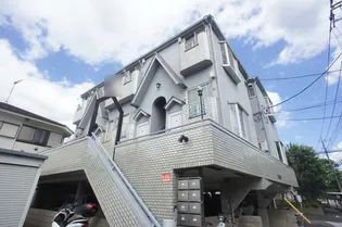 クレセントハイツB号館【2階】の外観