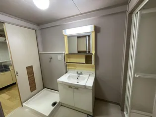 公社住宅須佐団地公A棟【7階】の内装