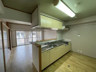 公社住宅須佐団地公A棟【7階】のキッチン