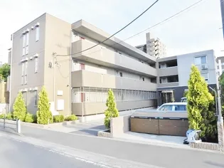 トロアモリールの画像