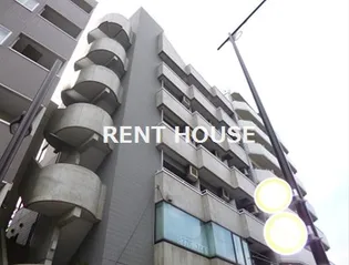 東京都渋谷区初台2【マンション】の外観