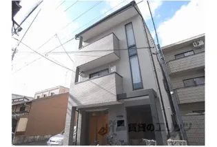 VILLAWISTARIA【3階】の外観