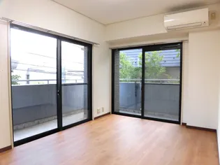 東京都新宿区西早稲田2【マンション】の外観