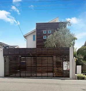 大阪府吹田市千里山西5【一戸建】の外観