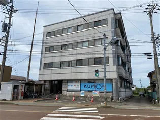 メゾン栄【3階】の外観