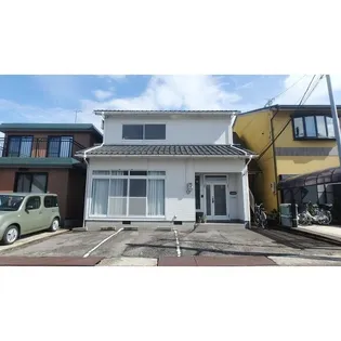 メゾン鳴和【2階】の外観