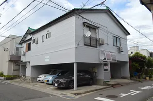 グリーンハウス【2階】の外観