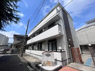 ラ・クール西川口【3階】の外観