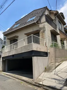 神奈川県横浜市鶴見区東寺尾東台【一戸建】の外観
