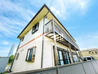 シャロム【2階】の外観