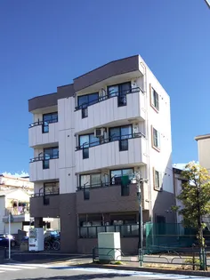 シャーウッド青井【1階】の外観