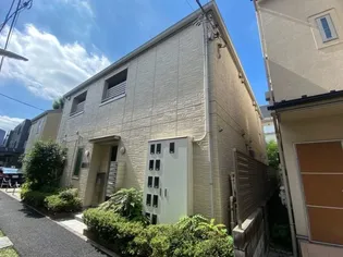 東京都新宿区若葉1【アパート】の外観