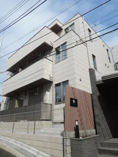 東京都新宿区岩戸町【マンション】の外観