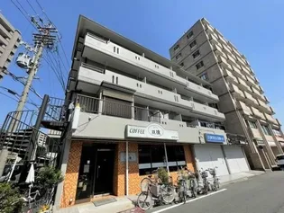 シャトル万代の画像