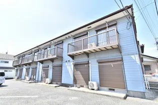 リラ【1階】の外観