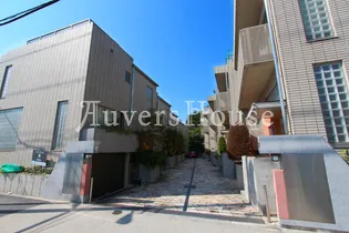 東京都世田谷区等々力4【一戸建】の外観