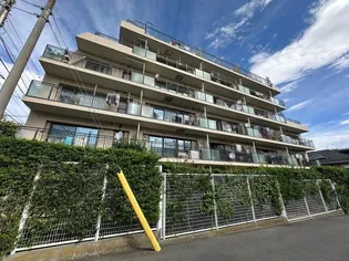 中央林間パーク・ホームズ【1階】の外観