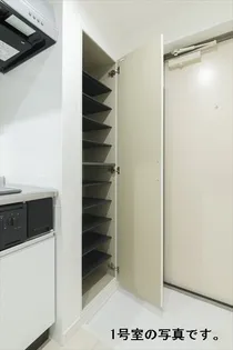 Willet s 鳳【2階】の玄関